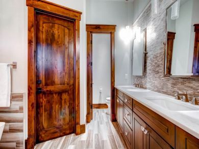 Four Bedroom Upscale Ski Home Perfect for Entertaining